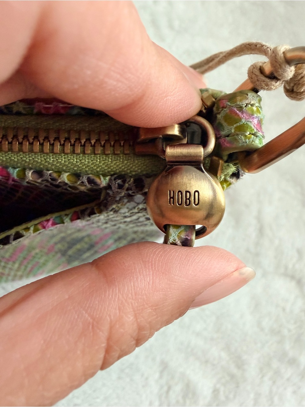 HOBO Darcy Green and Pink Geo Diamond Genuine Leather Crossbody - Picture 4 of 13